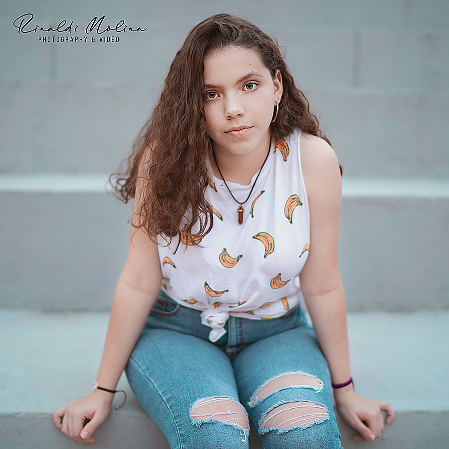 ColorVariation-Portrait-RinaldiMolina